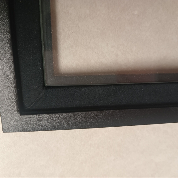 Burberry picture frame - Picture 4 of 10